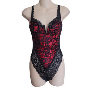 Victoria's Secret Vintage Red and Black Lace and Satin Lingerie Size Women Small